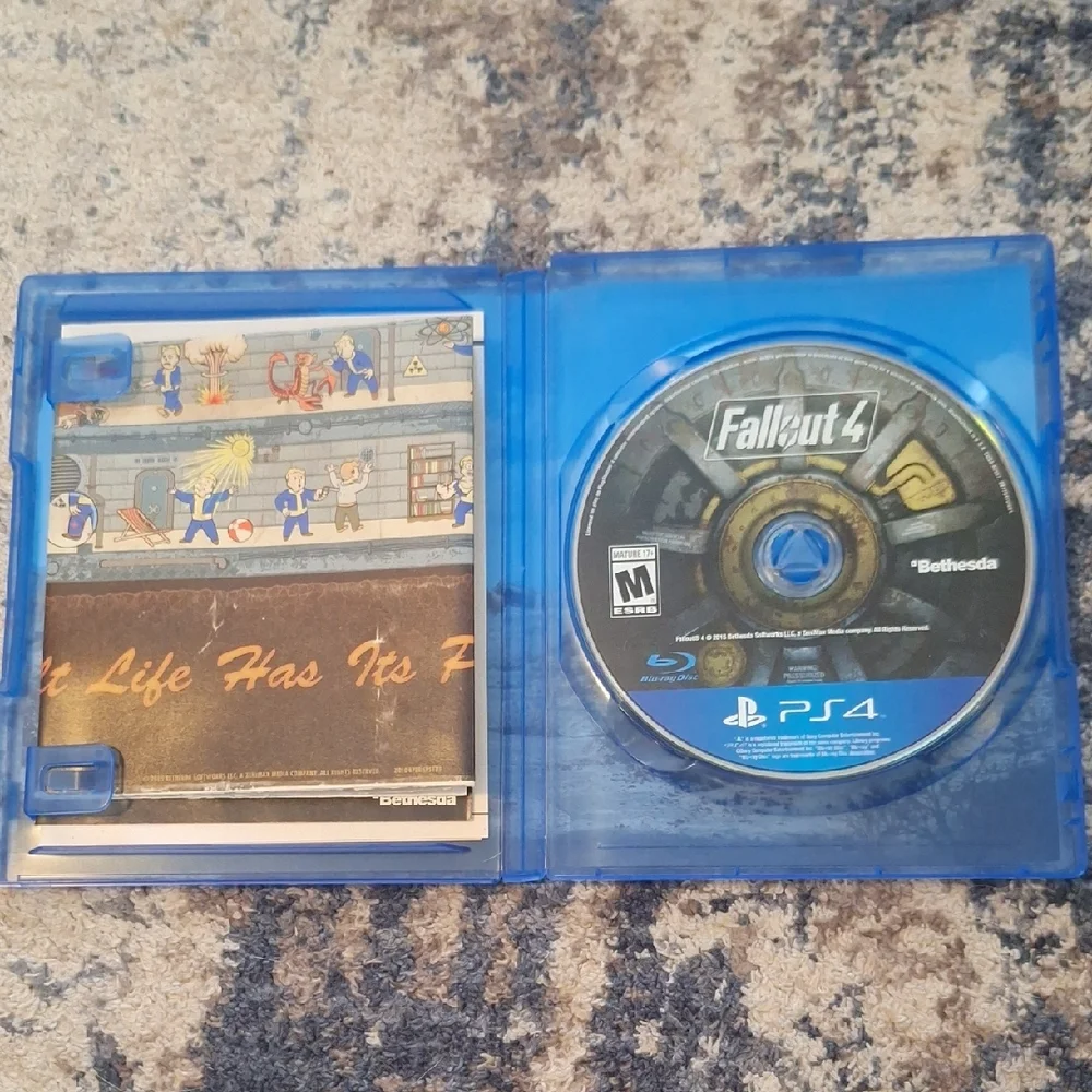 Fallout 4 for PS4 - Blue Case